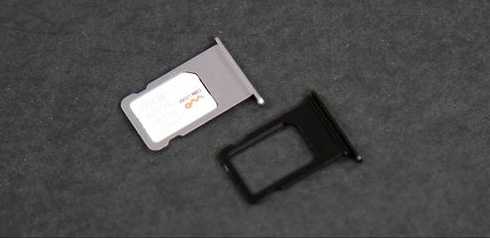 防水塞堵住SD卡插槽展示圖 防水塞堵住SD卡插槽展示圖